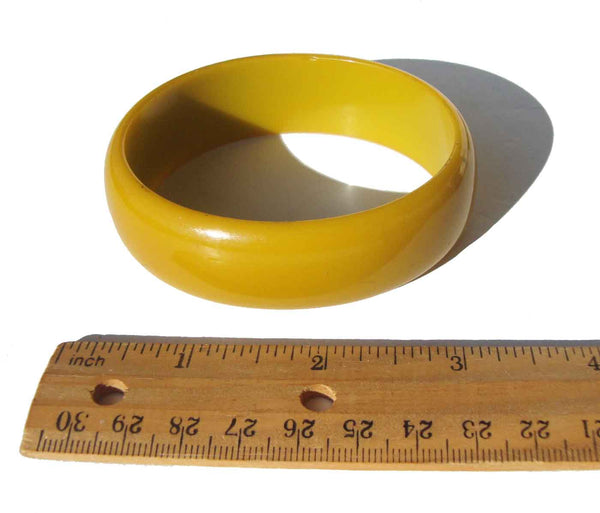 Art Deco Bakelite Bangle