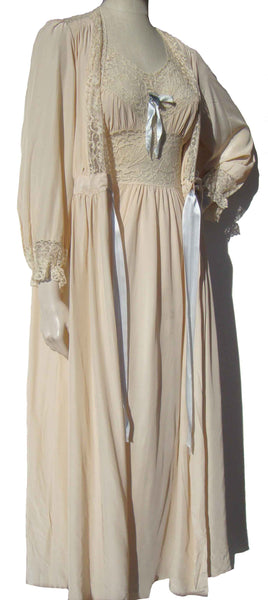 1940s Rayon Peignoir - Metro Retro Vintage