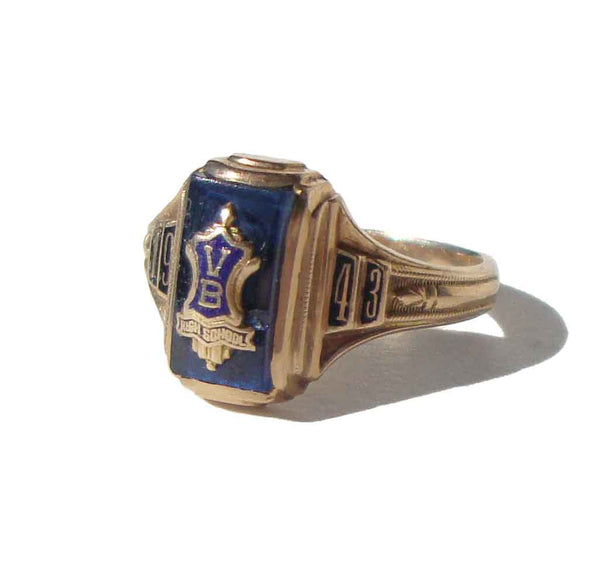 40s Gold High School Ring - Metro Retro Vintage
