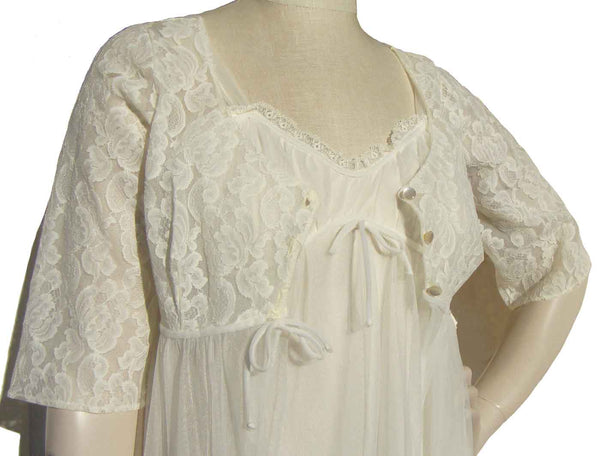 Vintage White Lace Peignoir Set