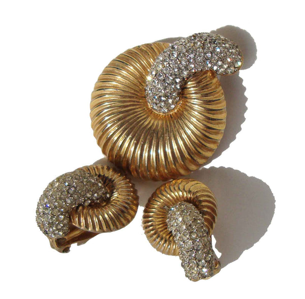 Mimi di N Brooch and Earrings Set
