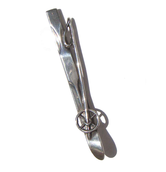Vintage Beau Sterling Ski & Pole Novelty Brooch Skiing Pin