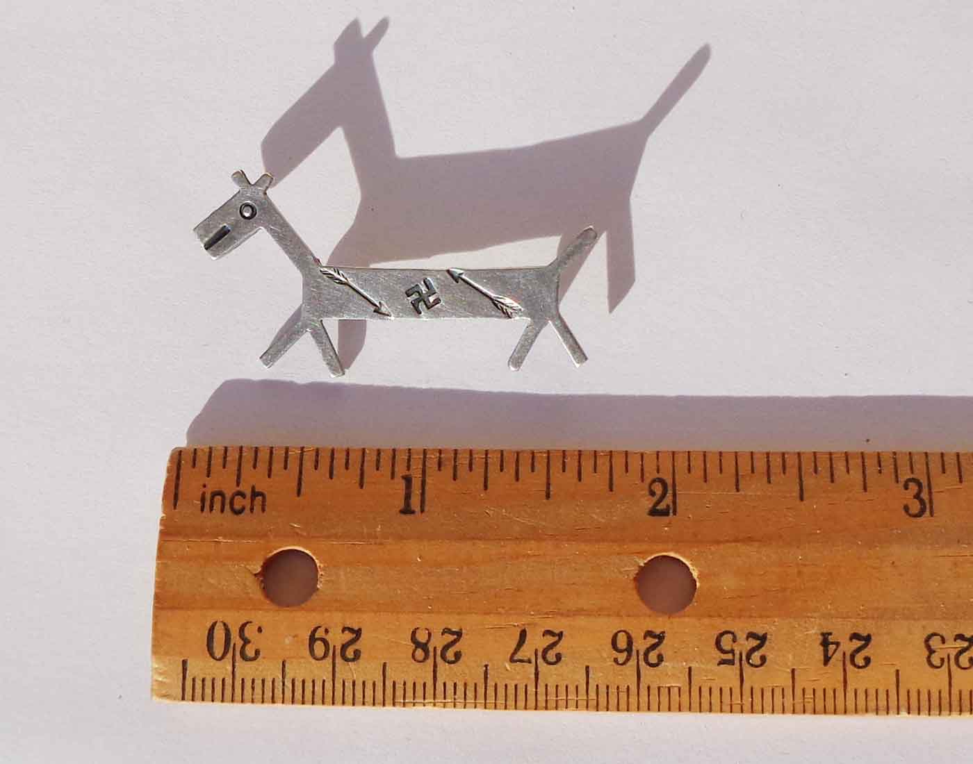 Pin's Rare Prix D'Amérique 1993 - Sport Hippique Trot - 3D - Fabriqué En France