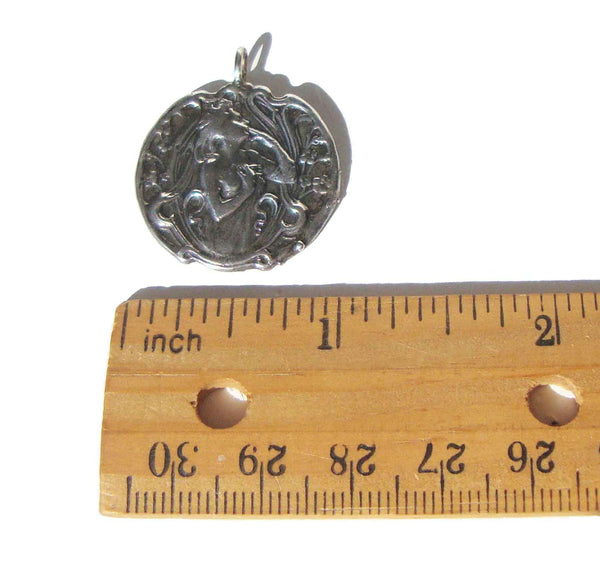Metro Retro Vintage Art Nouveau Pendant
