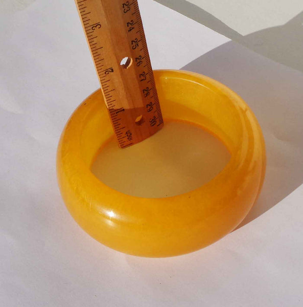 Midcentury Lucite Bracelet