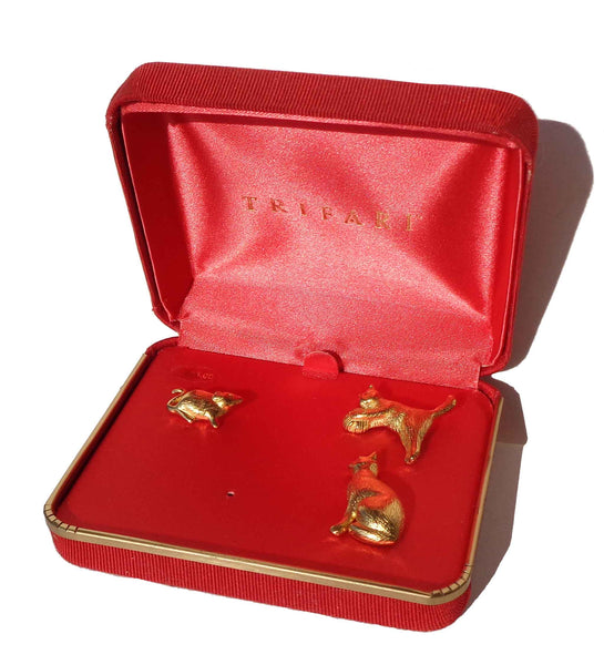 Trifari Box with Scatter Pins - Metro Retro Vintage
