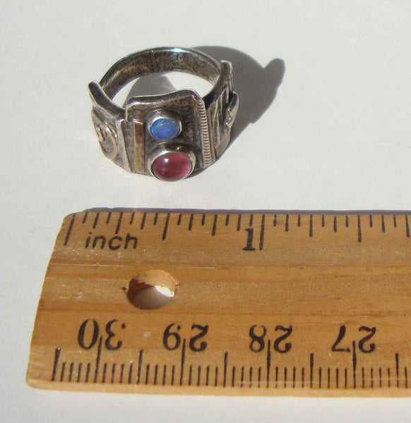 Vintage Brutalist Gemstone Ring