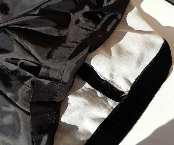 Metro Retro Vintage Dress Gown