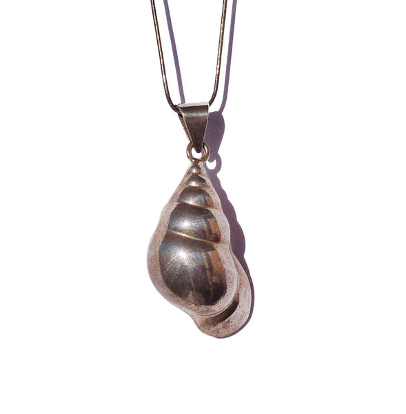 Sterling Silver Spiral Shell Necklace - Metro Retro Vintage