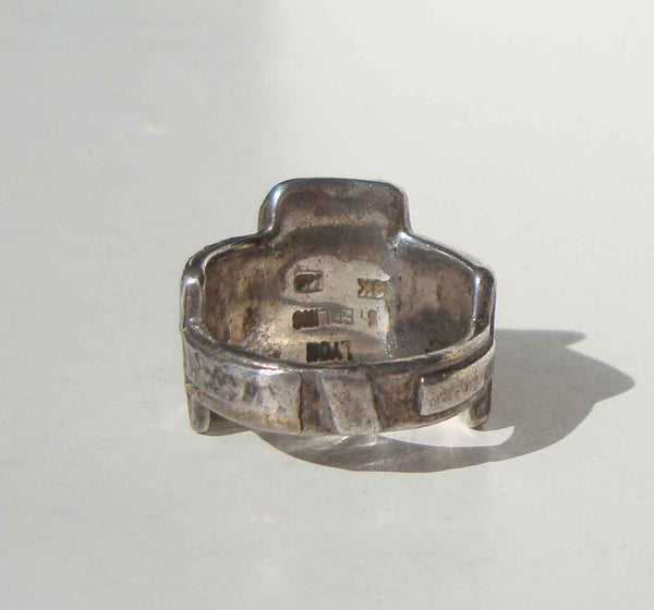 Artisan Ring by Howard Lyon
