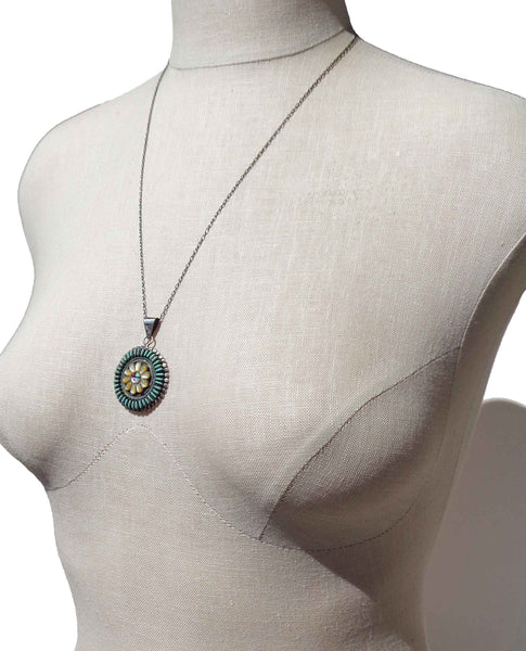 Zuni Necklace - Metro Retro Vintage