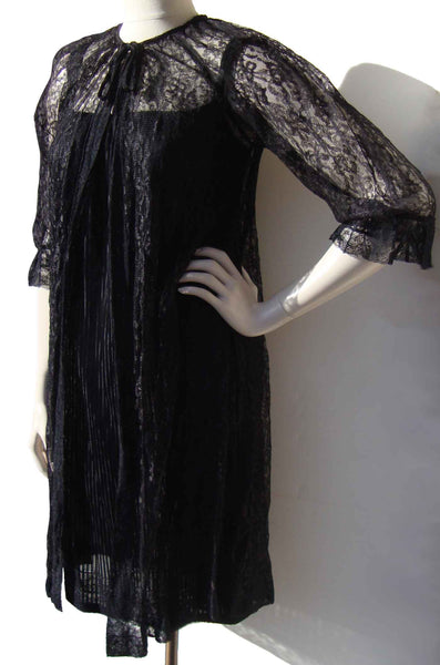 Vintage Black Lace Robe Peignoir