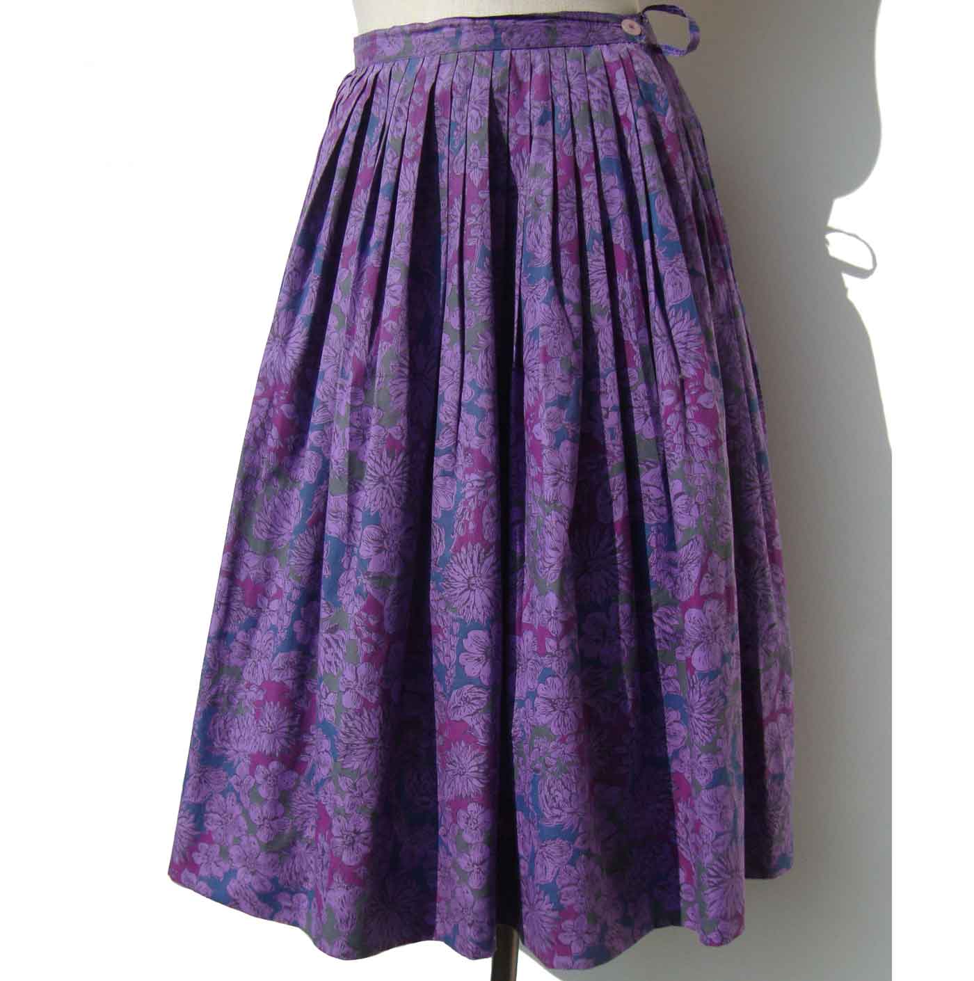 Vintage 60s Skirt Purple Pleated Floral Cotton S