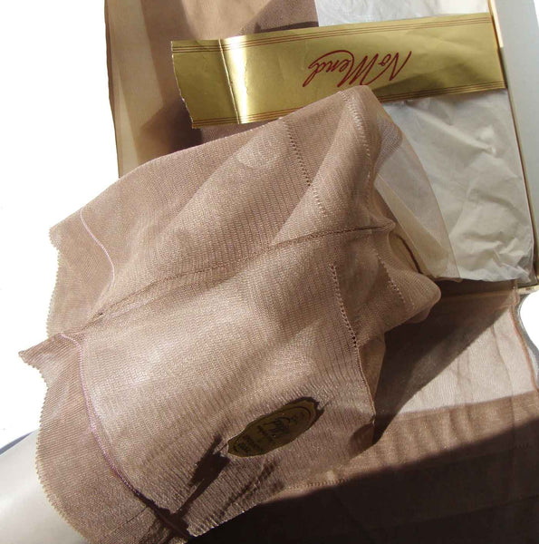 Cuban Heel Stockings