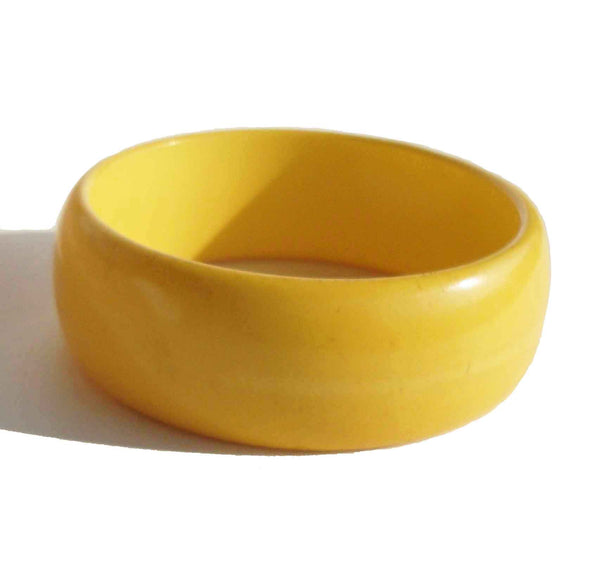 1940s Yellow Bakelite Bracelet