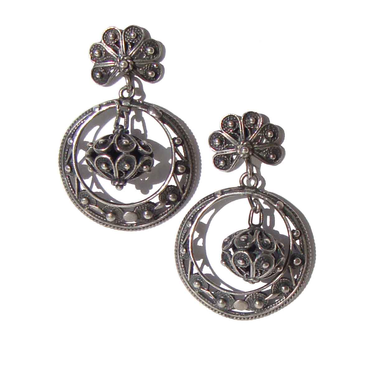 Vintage Silver Filigree Spanish Hoop Earrings – Softouch Clips