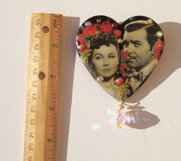 Gone with the Wind Brooch DftD