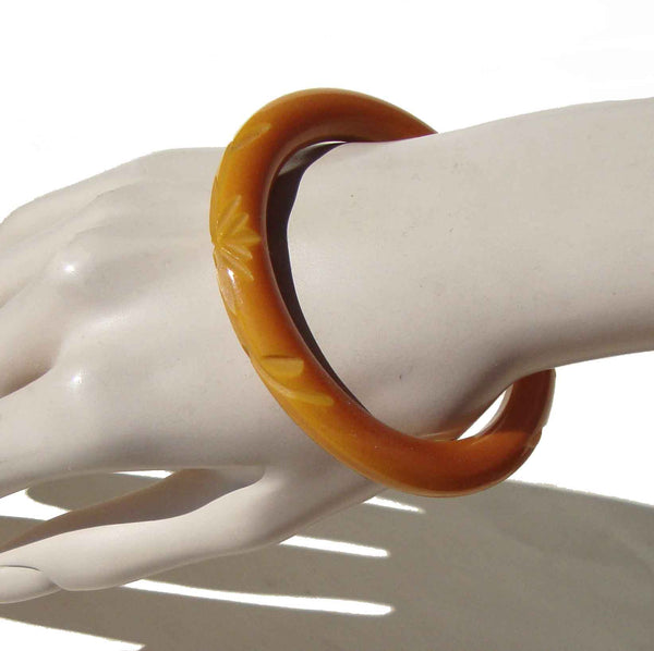 Vintage Carved Bakelite Bangle Butterscotch Bracelet Sz 7.8