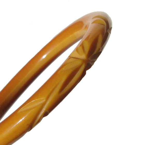 Vintage Bakelite Jewelry