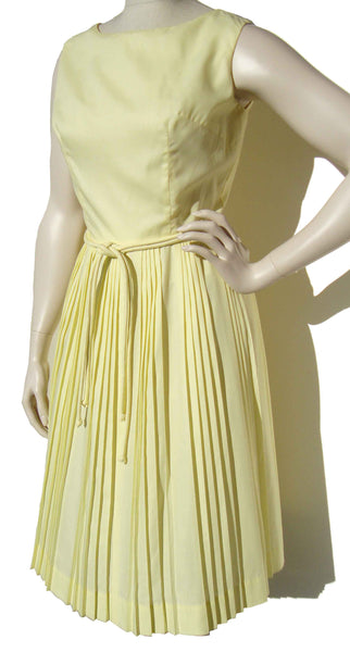 Vintage 60s Summer Yellow Dress