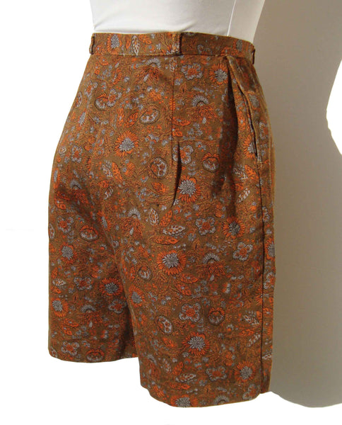 Vintage Ladies Bermuda Shorts