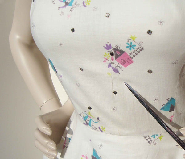Minor Flaw on Vintage Rockabilly Dress