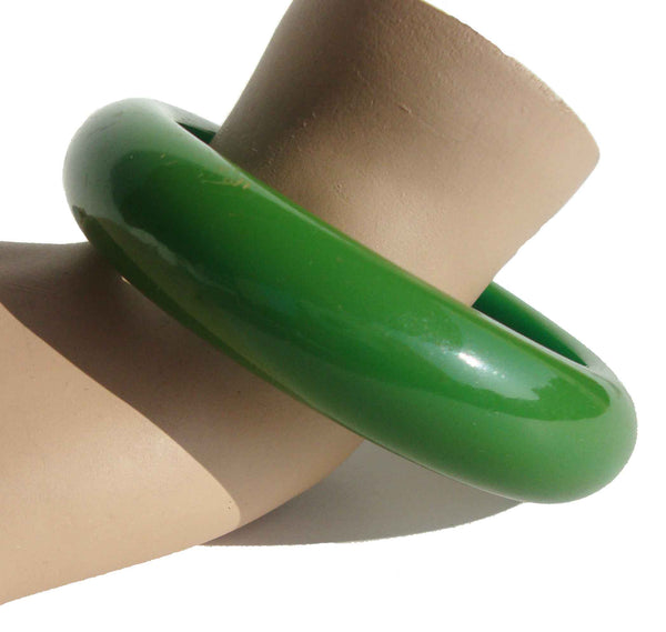 Green Bakelite Bangle Bracelet