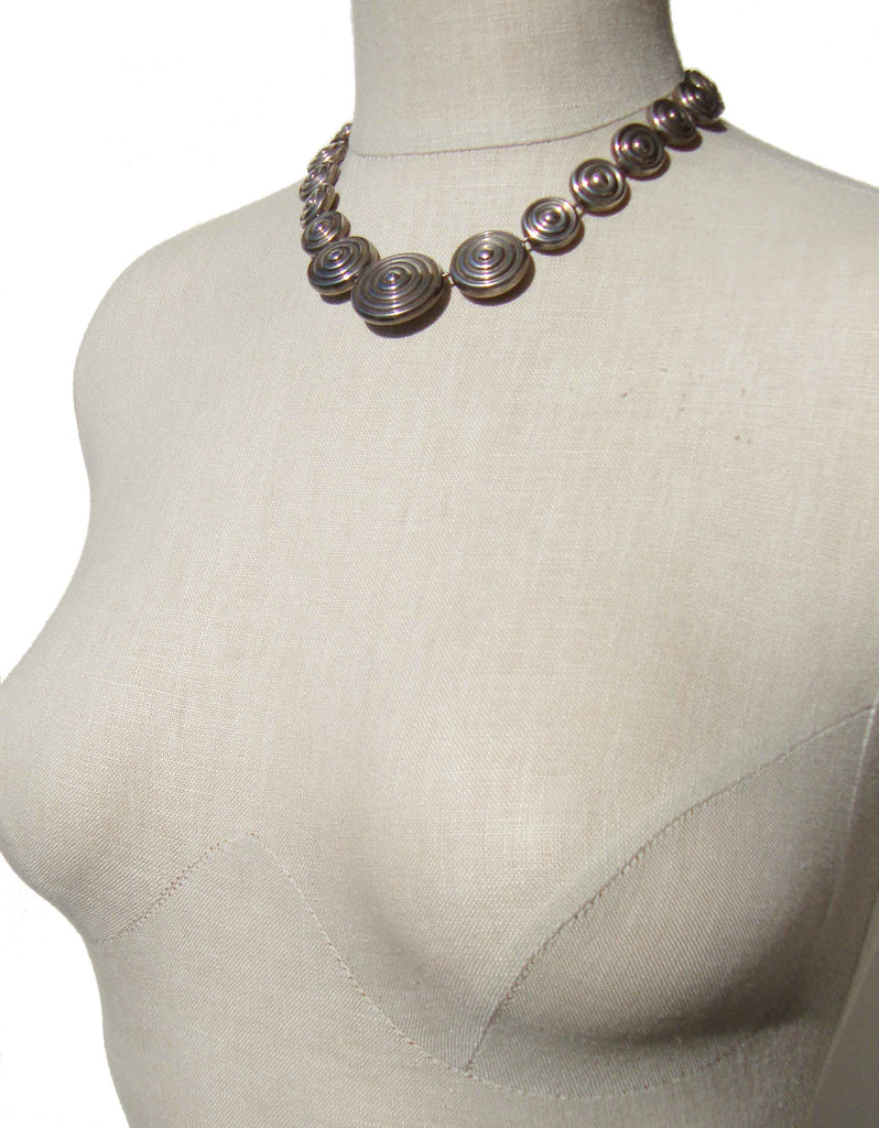 70s Indian Etched Coil Choker – OMNIA