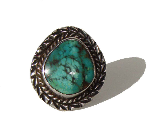 Close Up of Vintage Navajo Turquoise Ring