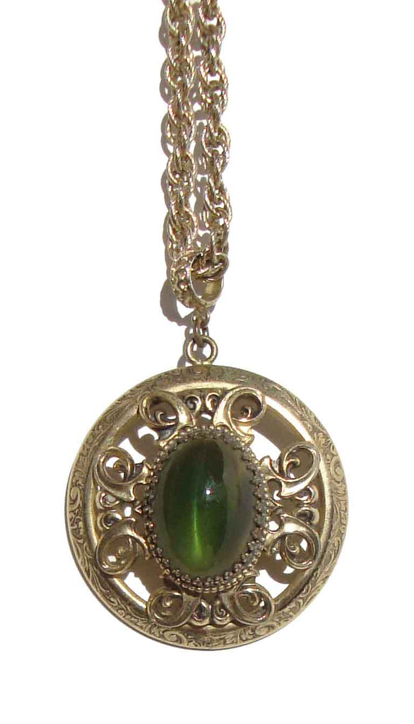 Vintage Whiting & Davis Green Cat’s Eye Pendant Necklace – Metro Retro ...