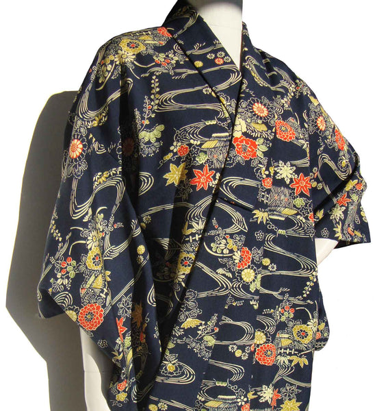 Vintage Novelty Print Silk Kimono